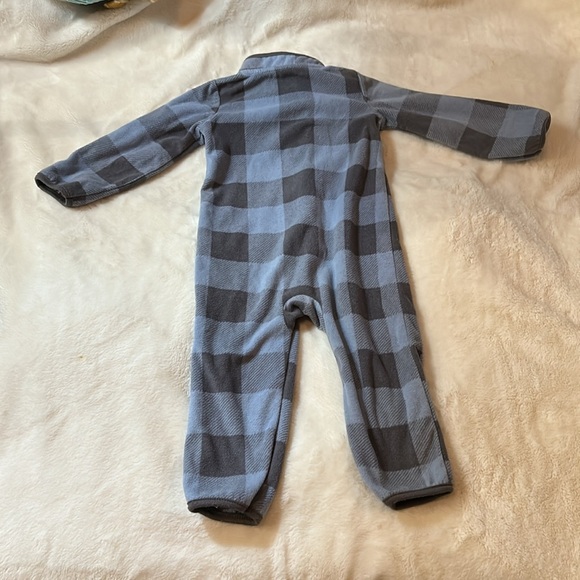 Carter’s fleece jumpsuit - Picture 3 of 3